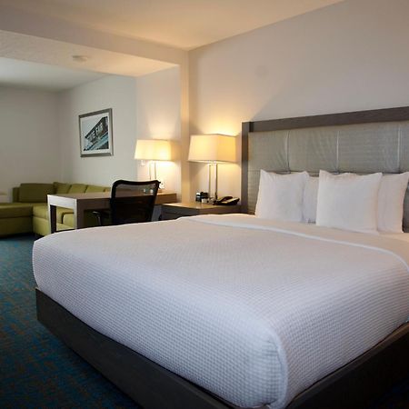 La Quinta By Wyndham St. Paul-Woodbury Hotel Buitenkant foto