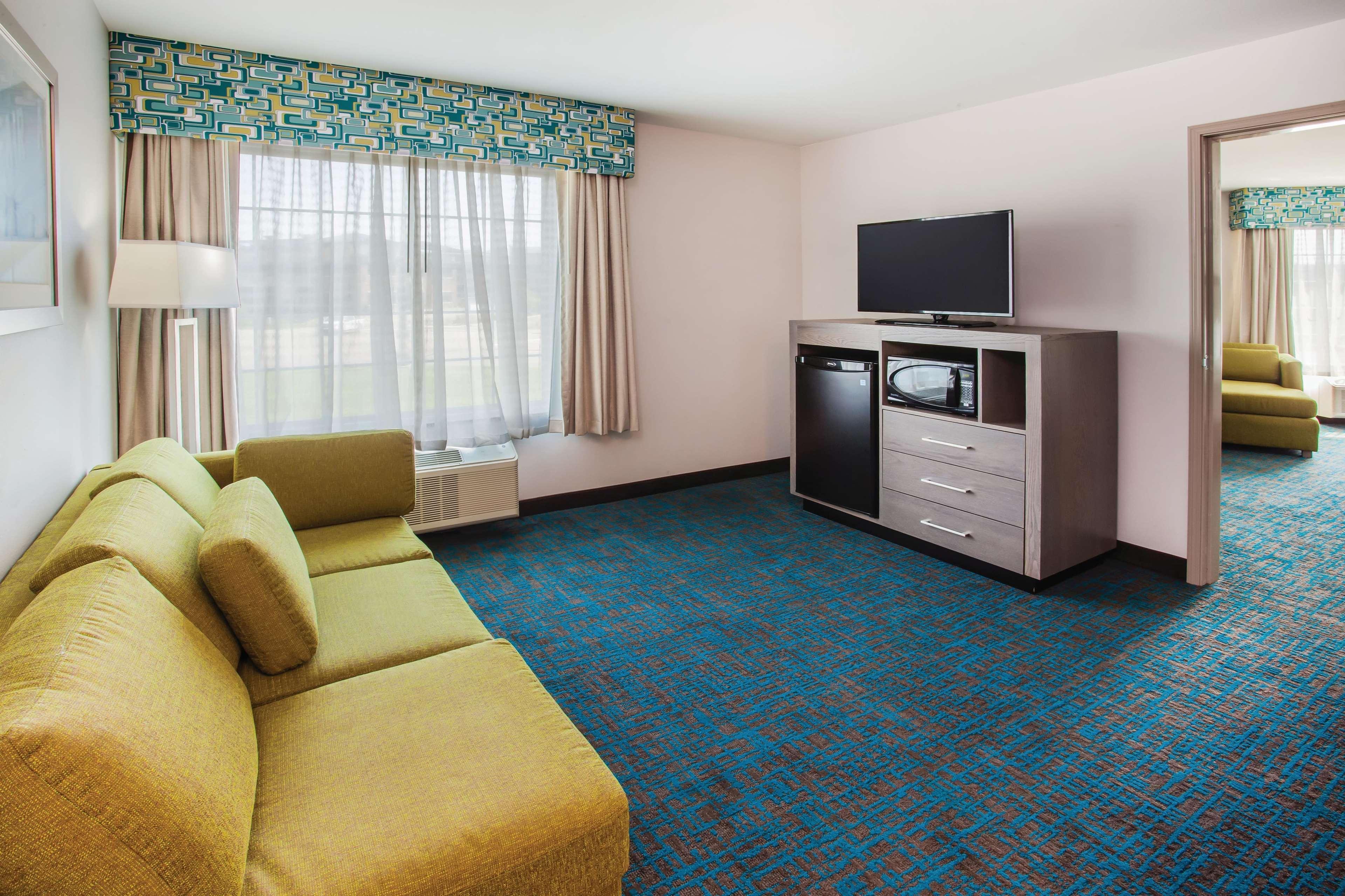 La Quinta By Wyndham St. Paul-Woodbury Hotel Buitenkant foto
