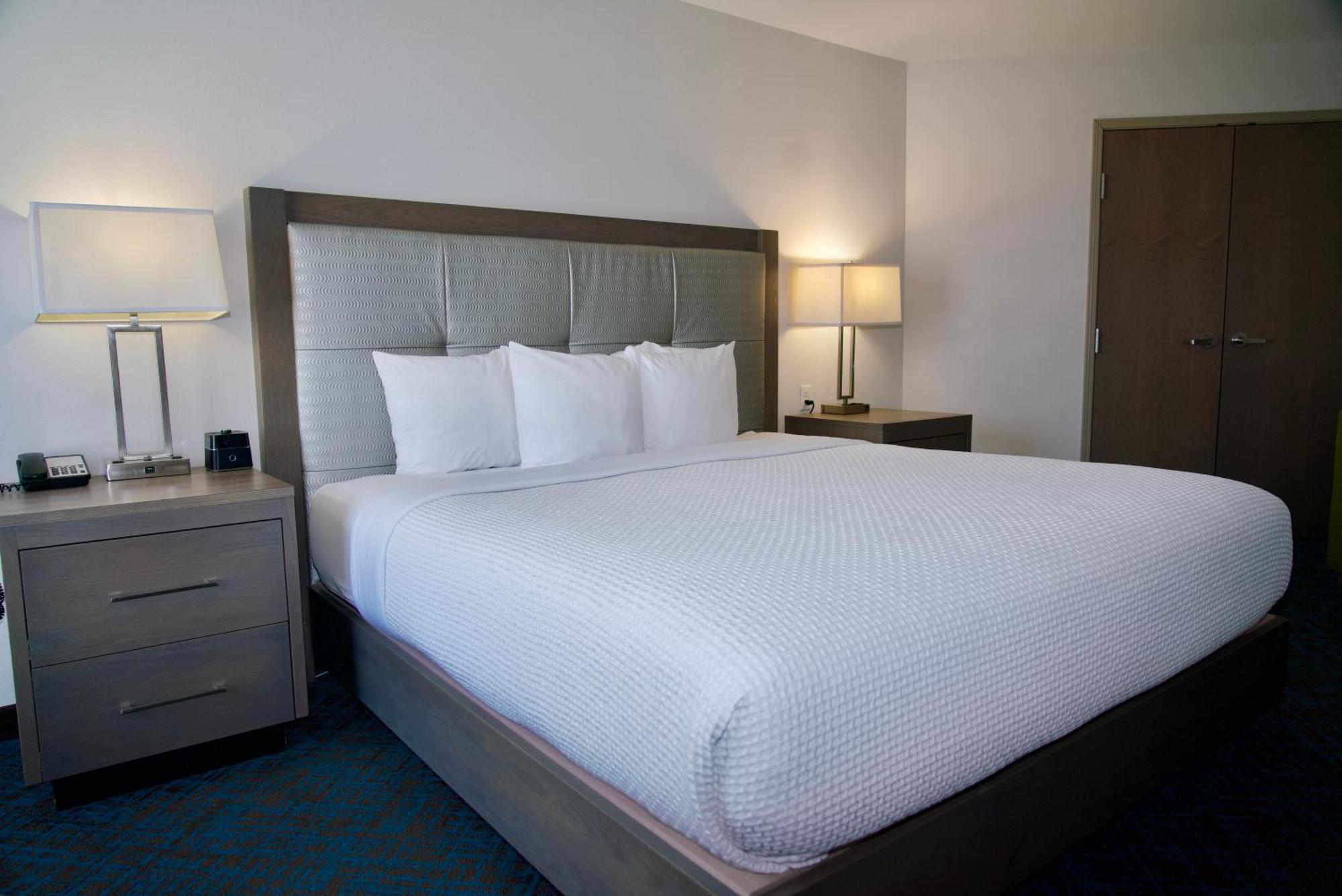La Quinta By Wyndham St. Paul-Woodbury Hotel Buitenkant foto