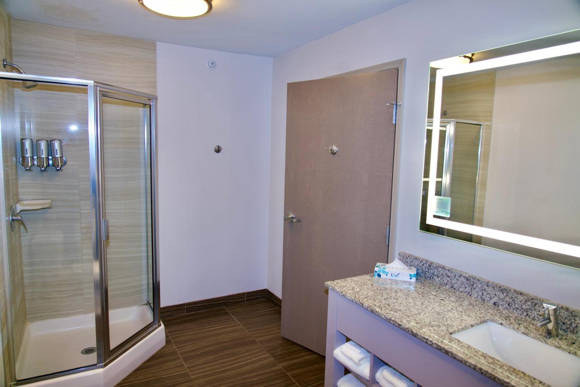 La Quinta By Wyndham St. Paul-Woodbury Hotel Buitenkant foto