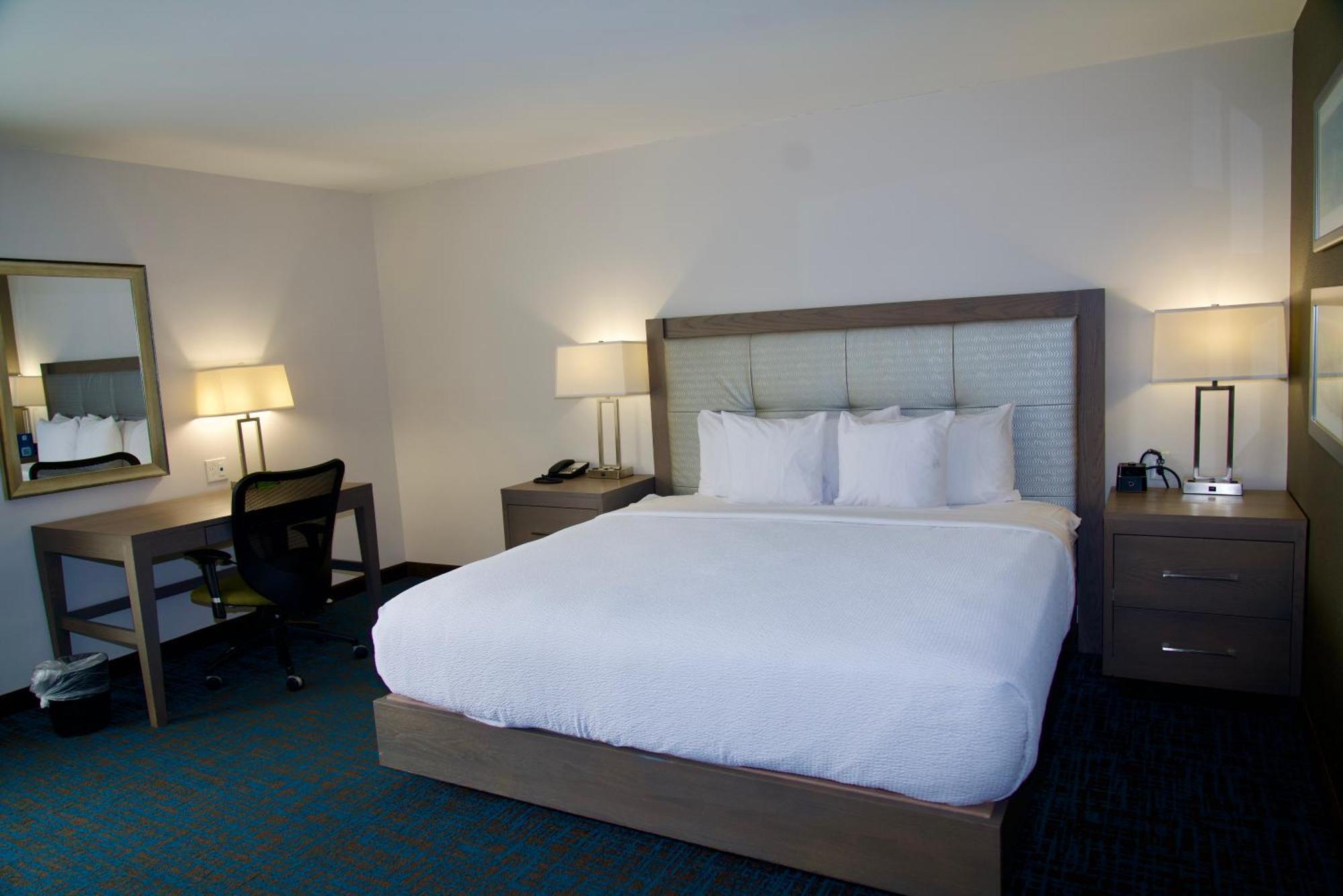 La Quinta By Wyndham St. Paul-Woodbury Hotel Buitenkant foto