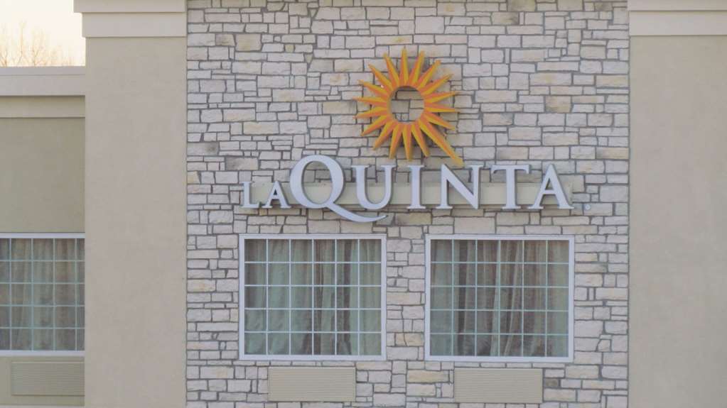 La Quinta By Wyndham St. Paul-Woodbury Hotel Buitenkant foto