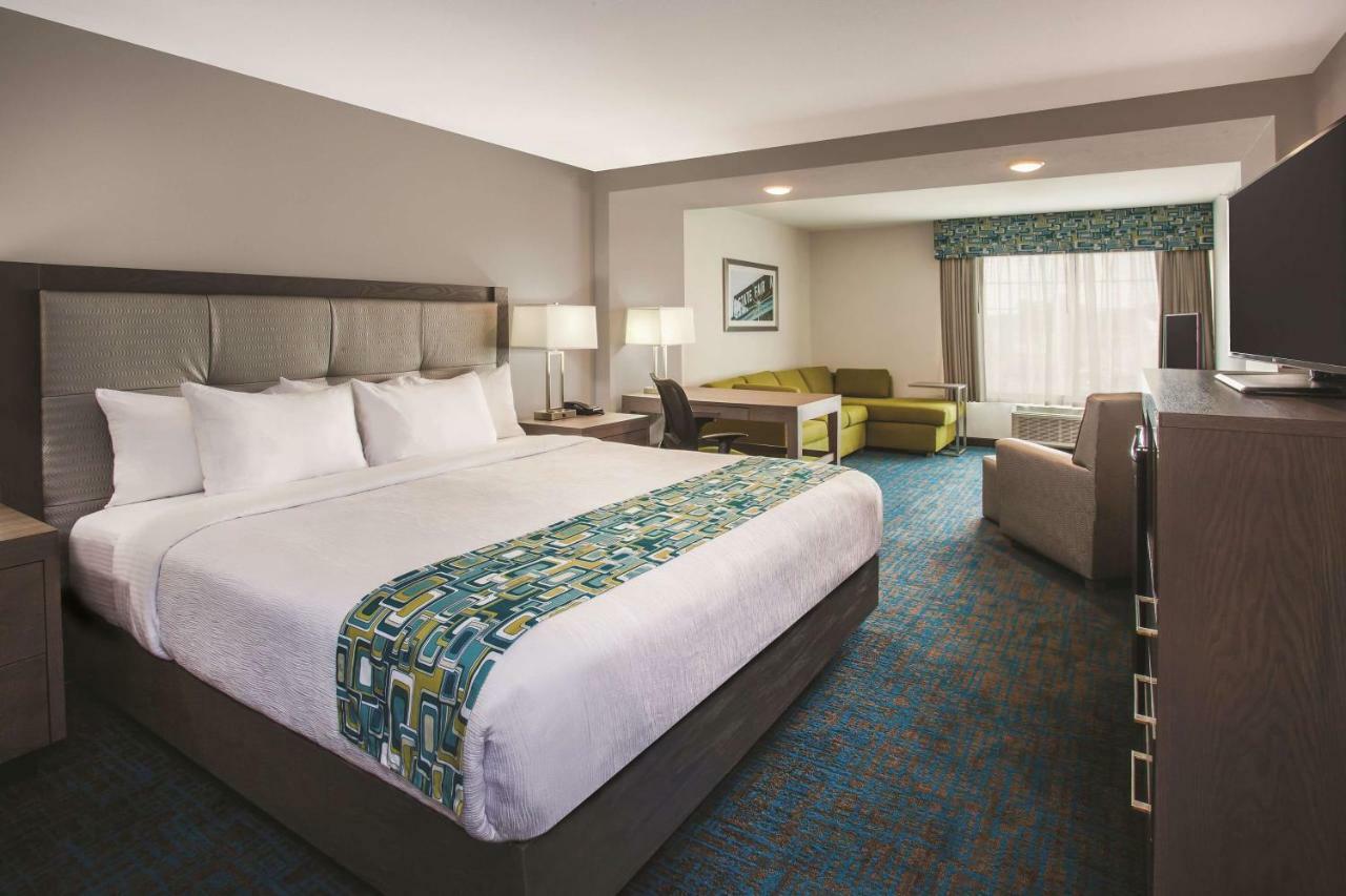 La Quinta By Wyndham St. Paul-Woodbury Hotel Buitenkant foto
